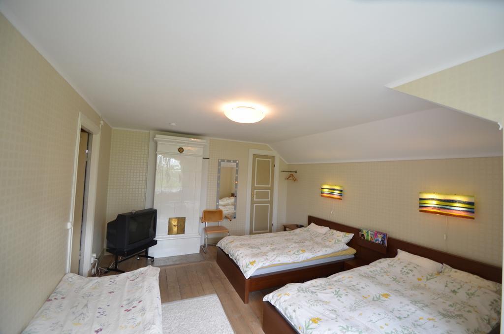 Broby Gard Hotel แมร์สตา ภายนอก รูปภาพ